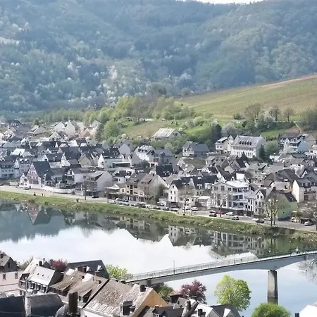 Mosel-appartements Nehren 첼 안 데어 모젤