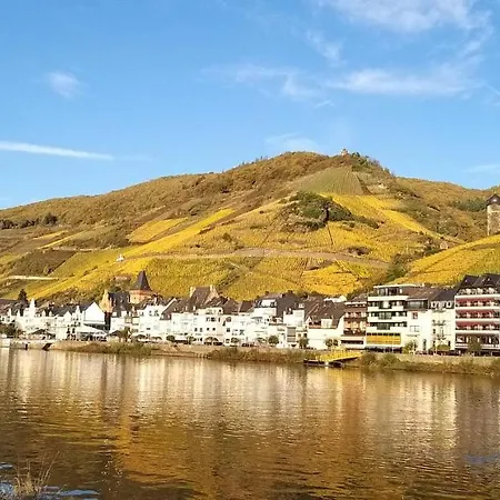 Mosel-appartements Nehren 아파트